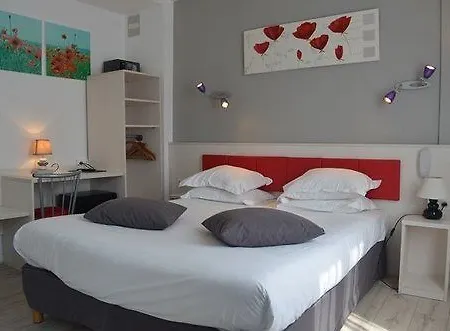 Le Patio - 2*