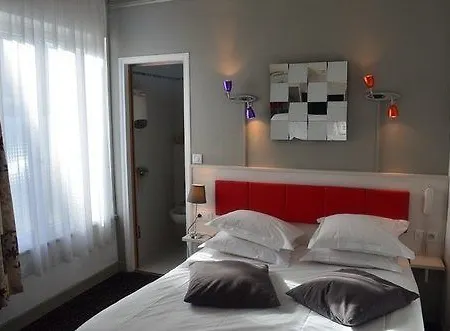 Le Patio - Отель Довиль