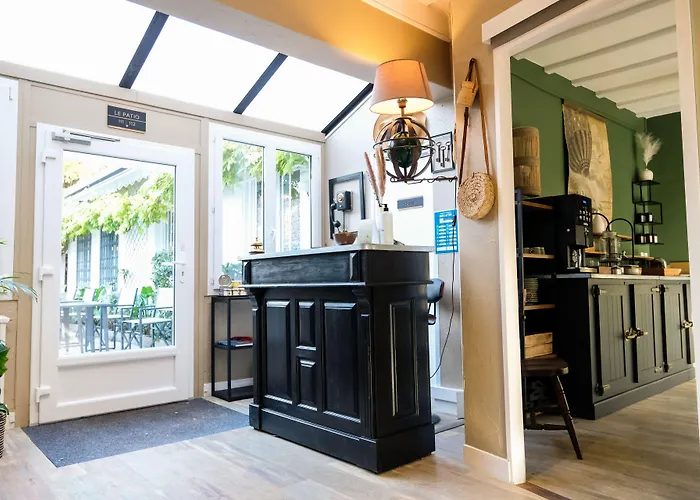 Le Patio - מלון 2*