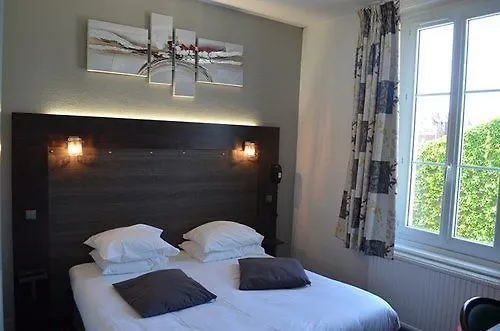 Le Patio - 2* דוביל